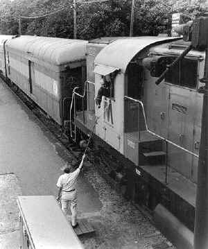 C-420-226-PD-1971.jpg (52147 bytes)